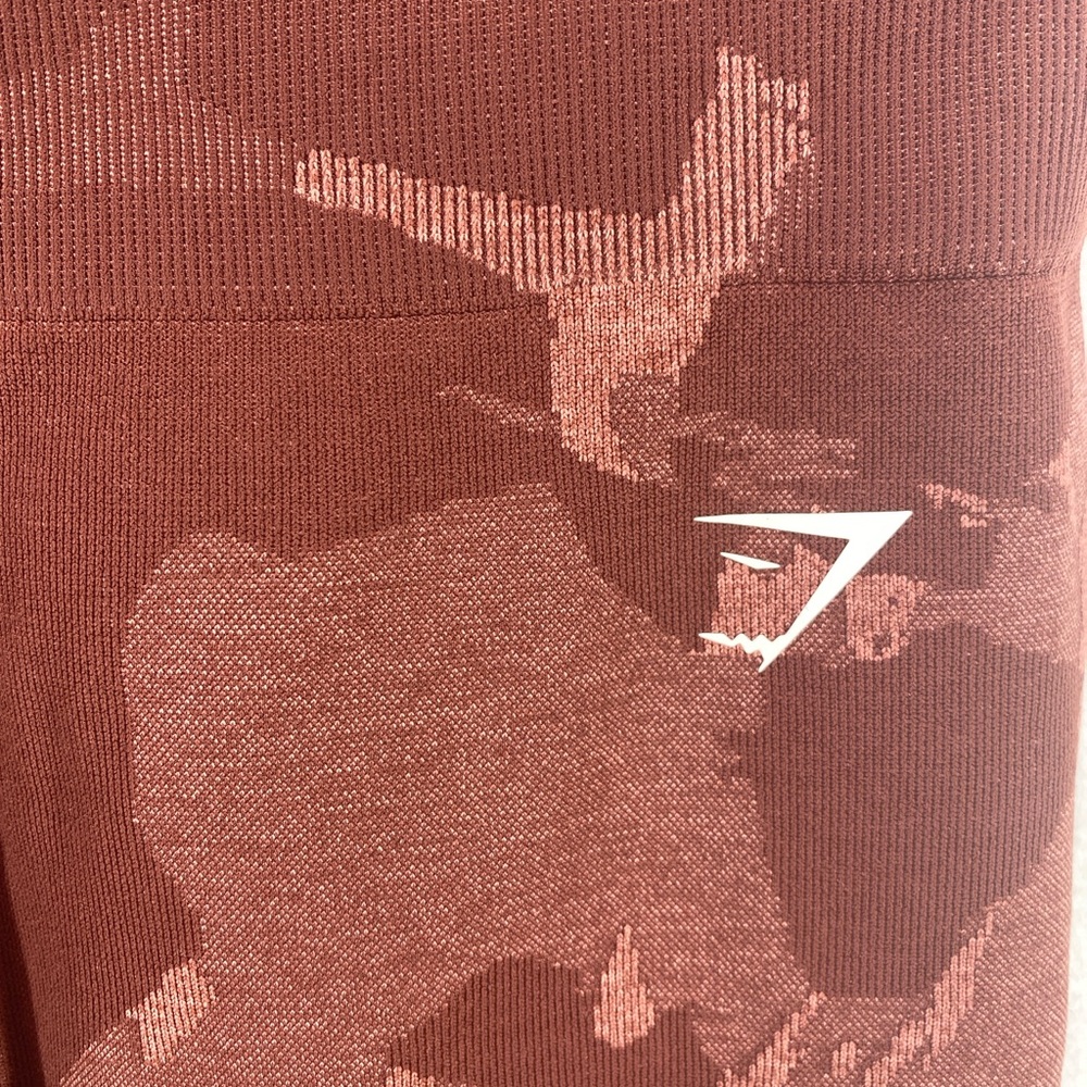 Gymshark Adapt Red Camo Seamless Leggings Small - Picture 3 of 6